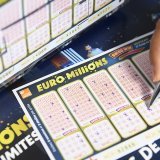 Personne n'ayant trouvé les cinq bons numéros et les deux étoiles, la cagnotte du tirage de vendredi se monte à 60 millions de francs.